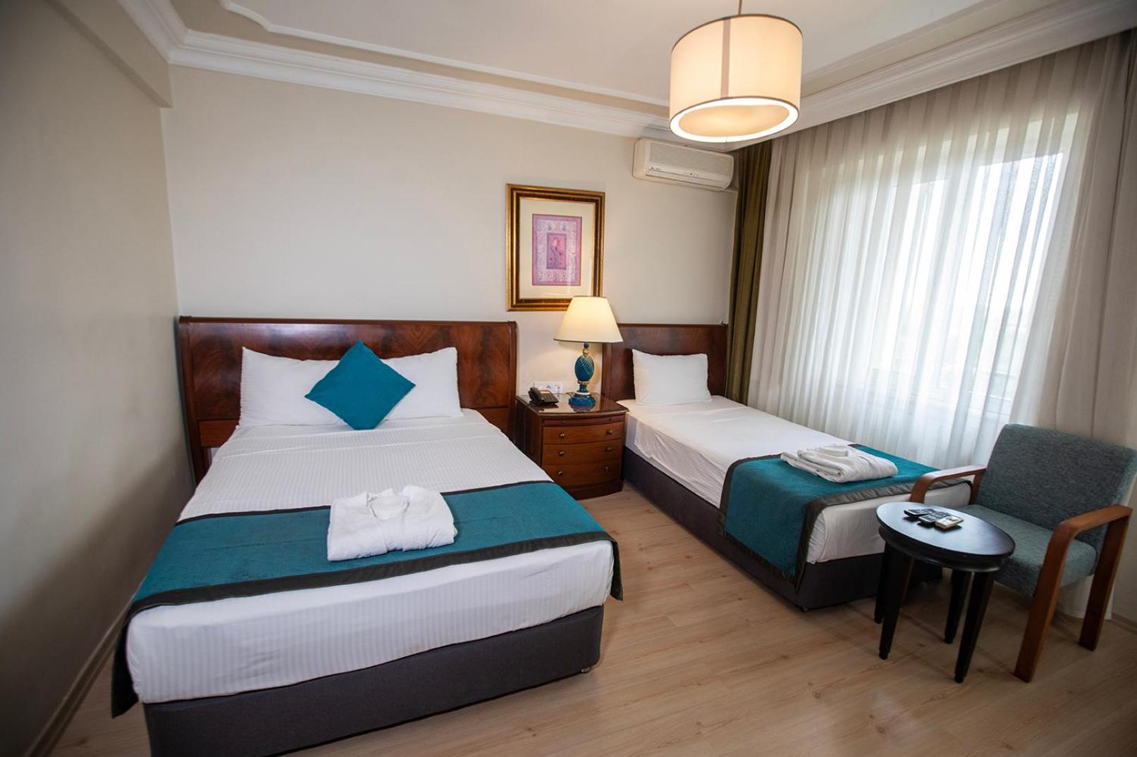 Hotel Simsek Edirne Exteriör bild